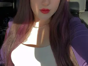 Mayhem4ever  live sex cam