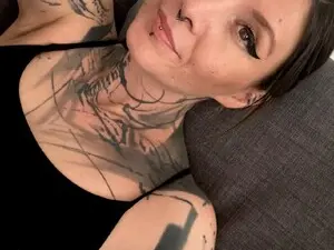 AnnaMore096  live sex cam