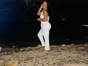 ChocoPussyx  live sex cam