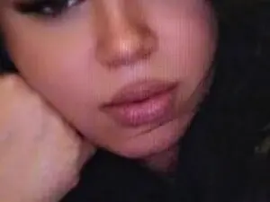 AdelinaJude10  live sex cam