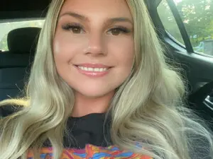 Feetgirl33  live sex cam