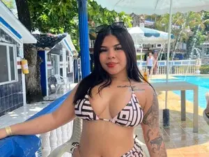 Rouss_Meyers  live sex cam