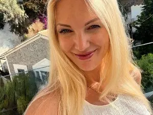 SoSexyMonna  live sex cam