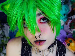 WildWyliePM  live sex cam