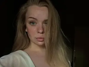 Evelinahot22  live sex cam