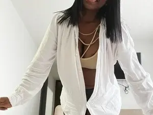 Tifannysmit  live sex cam