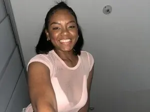Tifannysmit  live sex cam