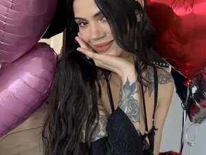 Coralita  live sex cam