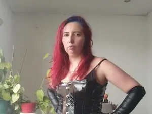 Ursula_fire  live sex cam