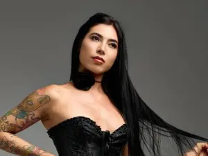 Hallieee  live sex cam