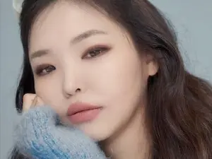 AmaISan  live sex cam