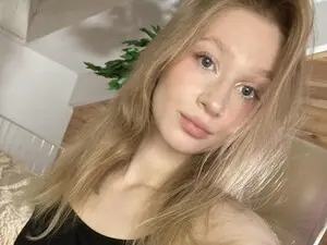 AuroraShy  live sex cam