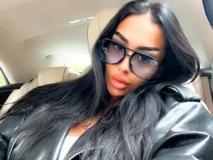 KimNatty  live sex cam