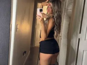 Lolamariee  live sex cam