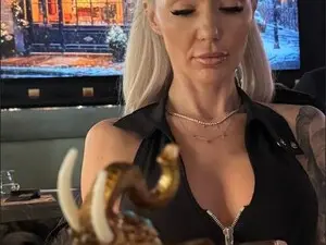 FalllingAngel  live sex cam