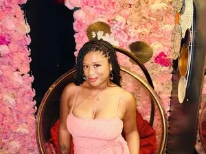 HoneyfunEbony  live sex cam