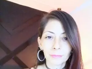 Dark_gotica  live sex cam