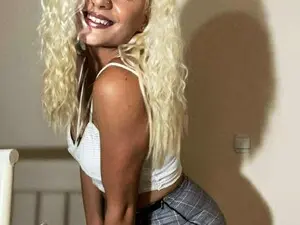 LolasWorld  live sex cam