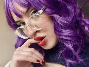 GodessNami  live sex cam