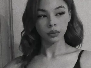 Mayauw  live sex cam