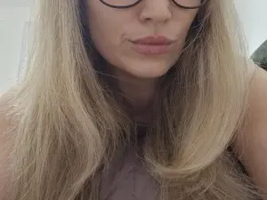 XsexyXfeetX  live sex cam