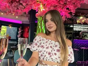 Your_Sirena  live sex cam