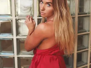 Comewithlexi  live sex cam