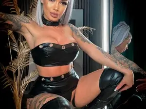 DiamondJo_  live sex cam