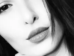 ReyInna  live sex cam