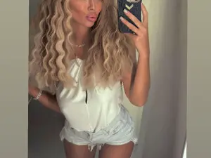Amorenaa  live sex cam