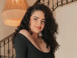 KylieJenkins  live sex cam