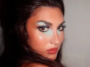 Luckyladyy777  live sex cam