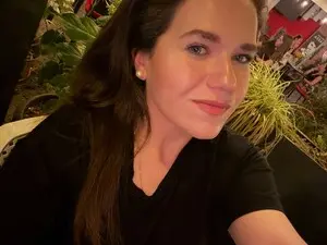 NewLuxxy  live sex cam