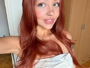 Sk8Gurl420  live sex cam