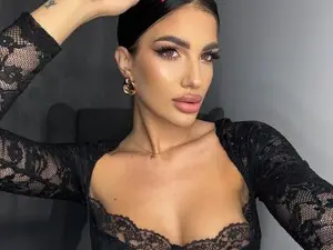 RaisaKali  live sex cam