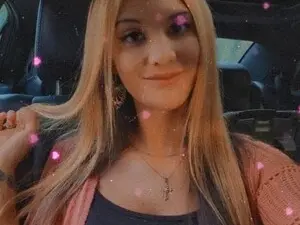 Wildnjuicyxx  live sex cam