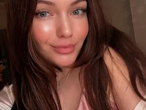 Lifeis  live sex cam