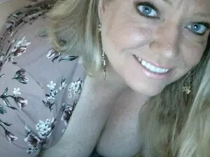 BbwBrenna  live sex cam