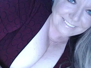 BbwBrenna  live sex cam