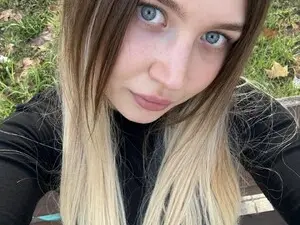 BuckwheatLady  live sex cam