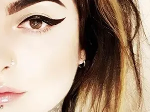GoddessInk  live sex cam