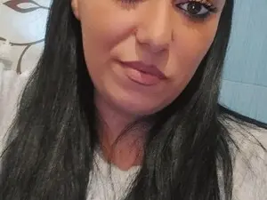 Maryam695720  live sex cam