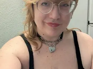 SouthernMolly69  live sex cam