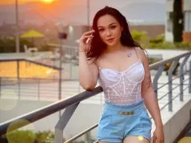 SophieAdams  live sex cam