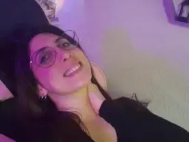 LaraGleim  live sex cam