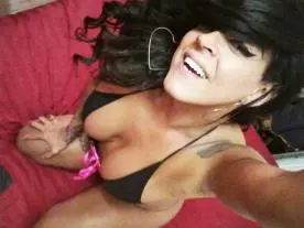 Isis_carrera  live sex cam