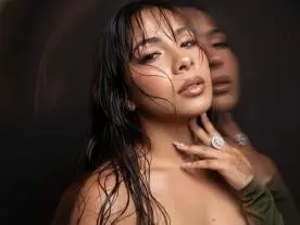 Katalina25  live sex cam