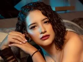Sarah_Lane  live sex cam