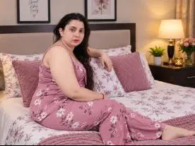 Zaina_Lux  live sex cam
