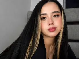 Sunnymoon  live sex cam